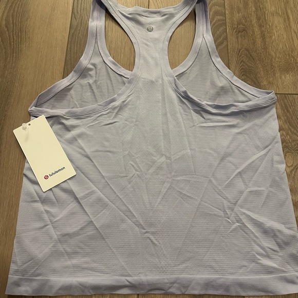 NWT Lululemon Lavender Swiftly Tech Racerback Tank Size 12 - Picture 2 of 4
